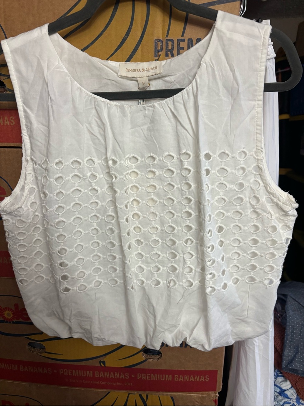 Jennifer & grace cropped white eyelet detail cloud top sleeveless $168 bnwt Smal